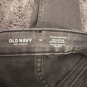 NWT Old Navy High Rise Rockstar Skinny stretchy jean